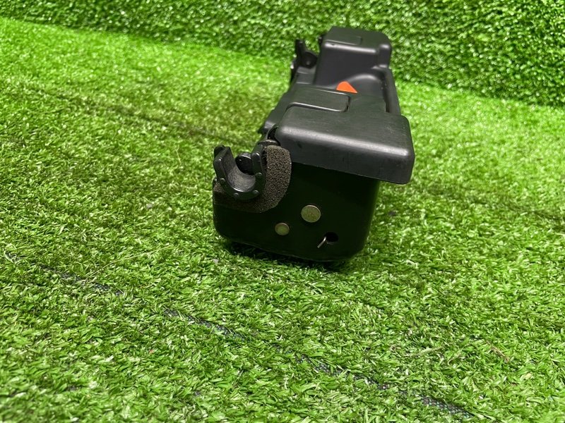 Замок спинки сиденья, 1000 рублей, Москва