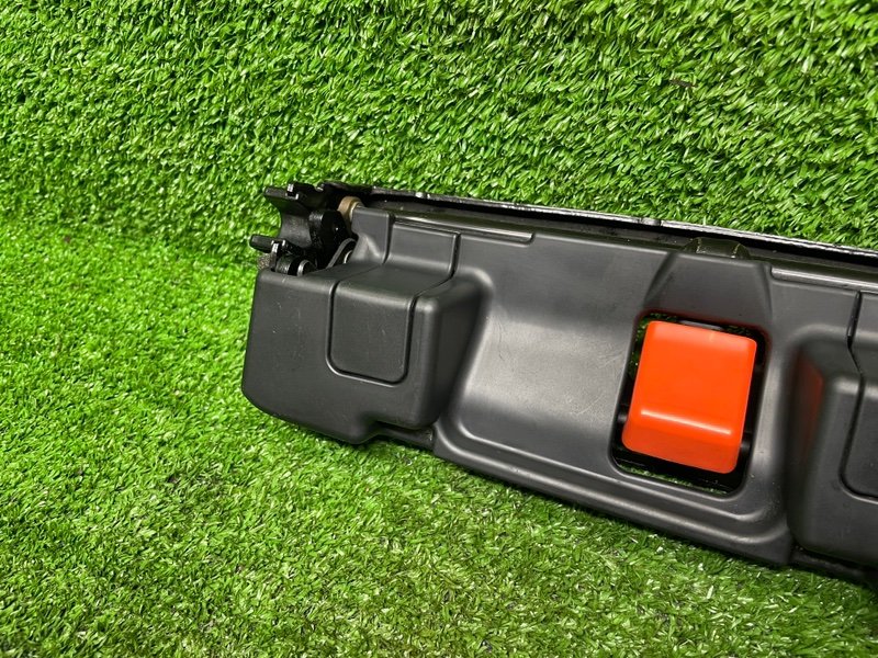 Замок спинки сиденья, 1000 рублей, Москва