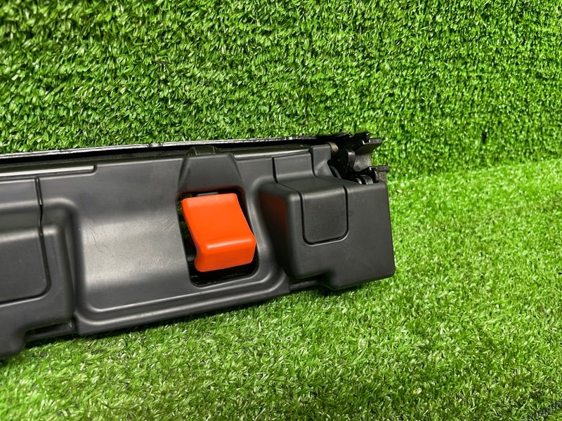 Замок спинки сиденья, 1000 рублей, Москва