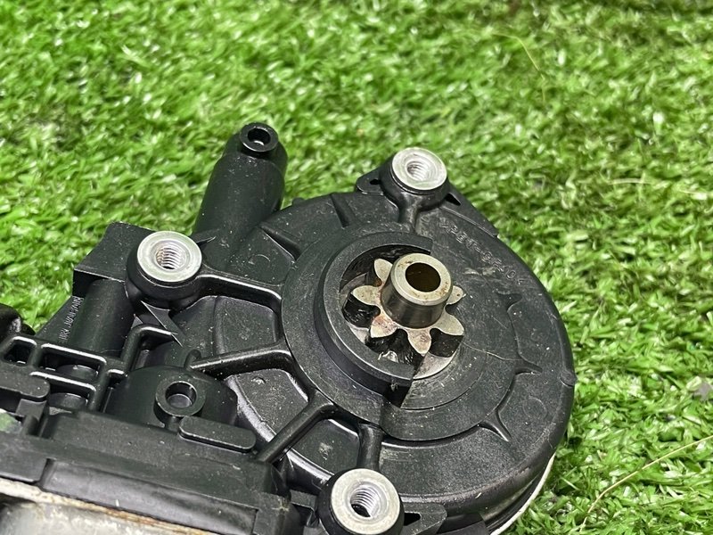 Моторчик стеклоподъемника, 1000 рублей, Москва