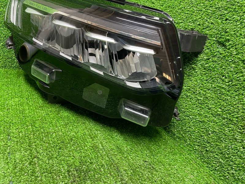 Фара правая, 30000 рублей, Москва