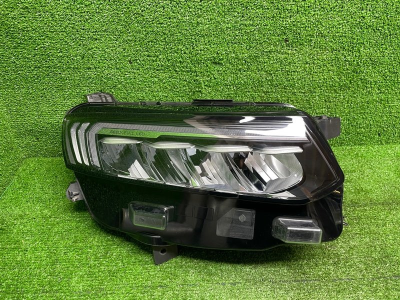 Фара правая, 30000 рублей, Москва