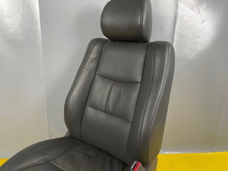 Сиденье переднее правое, 20000 рублей, Москва