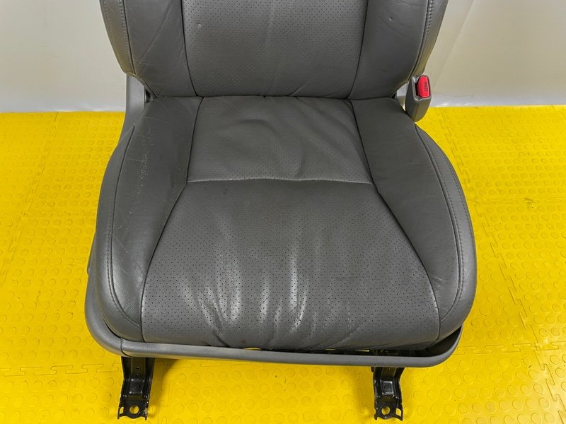 Сиденье переднее правое, 20000 рублей, Москва