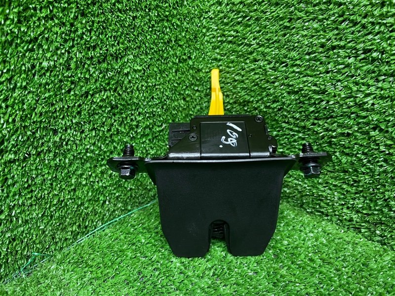 Замок багажника, 2000 рублей, Москва