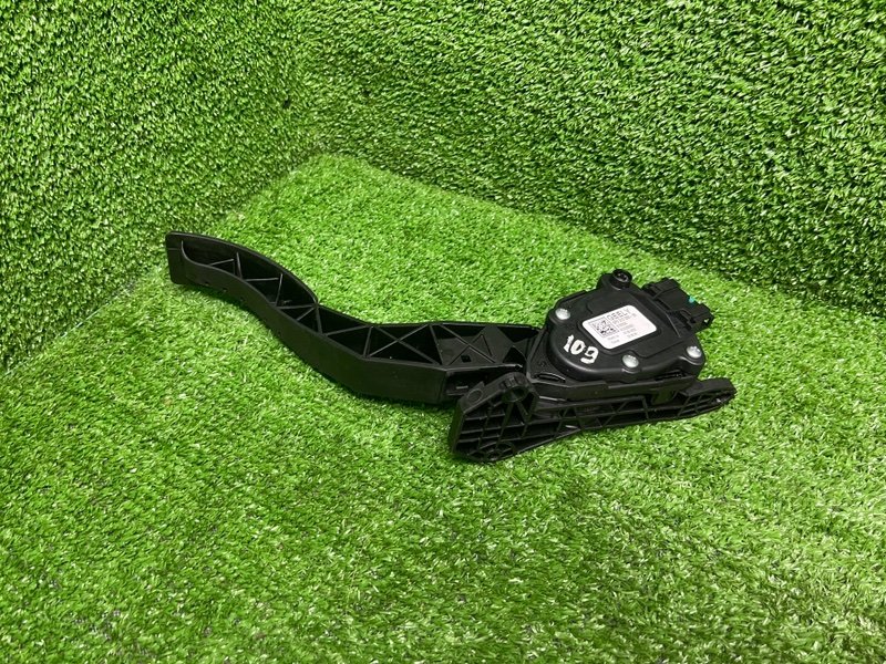 Педаль газа, 1600 рублей, Москва