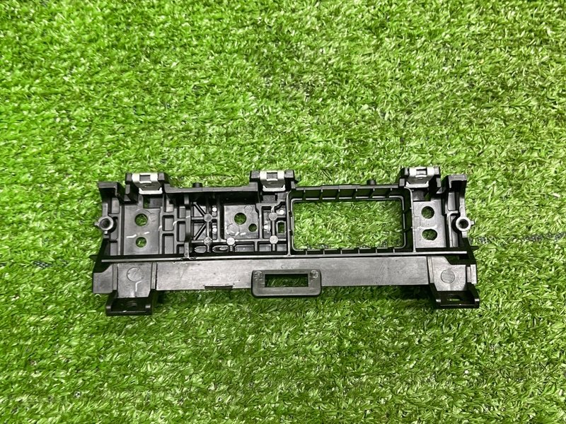 Кронштейн, 1000 рублей, Москва