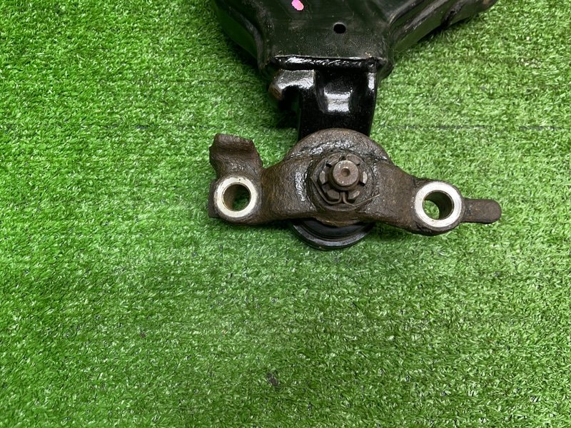 Рычаг передний правый нижний, 6000 рублей, Москва