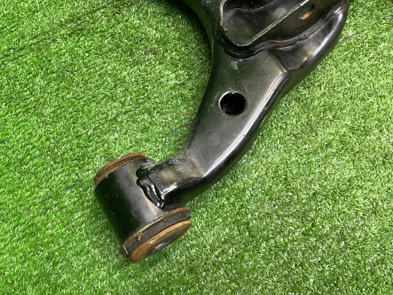 Рычаг передний левый нижний, 6000 рублей, Москва