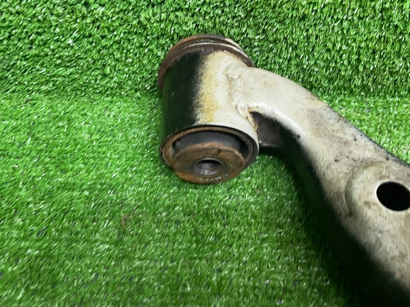 Рычаг передний левый нижний, 6000 рублей, Москва