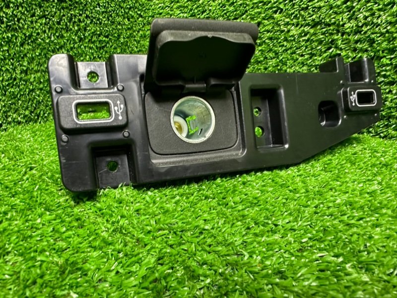 Накладка консоли, 1500 рублей, Москва