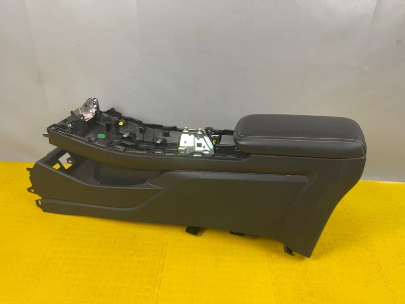 Подлокотник, 8000 рублей, Москва