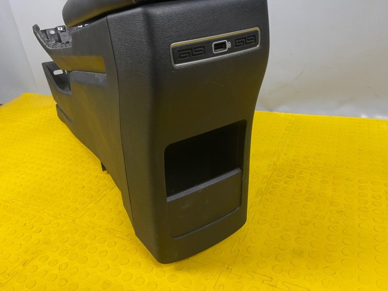 Подлокотник, 8000 рублей, Москва