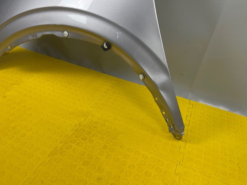 Крыло переднее левое, 15000 рублей, Москва