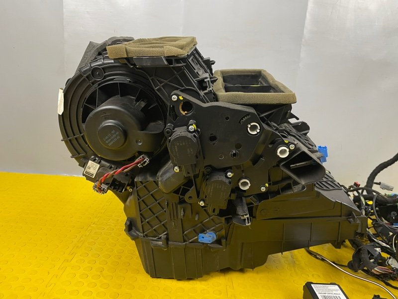 Блок управления климат-контролем, 25000 рублей, Москва