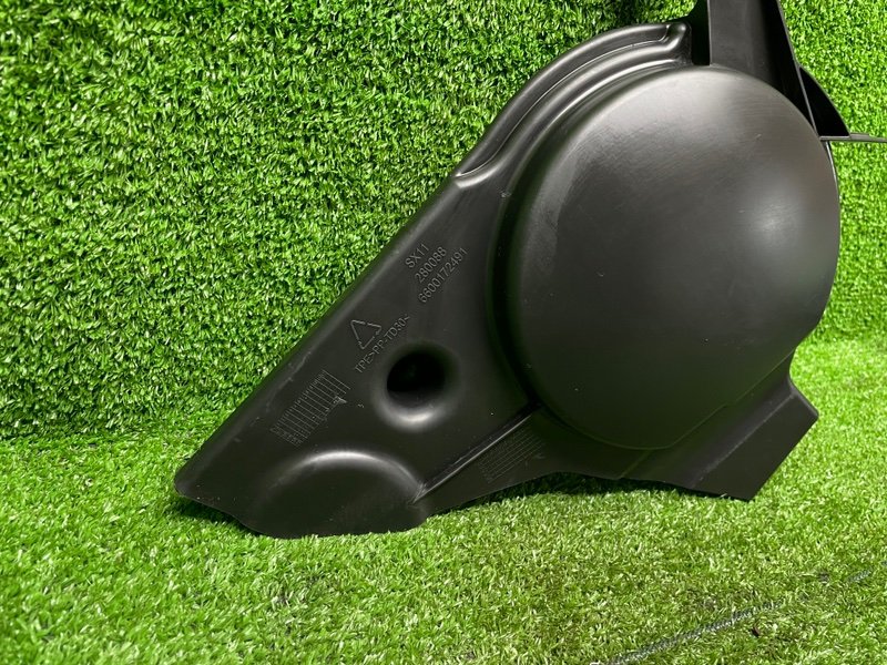 Крышка двигателя, 2000 рублей, Москва