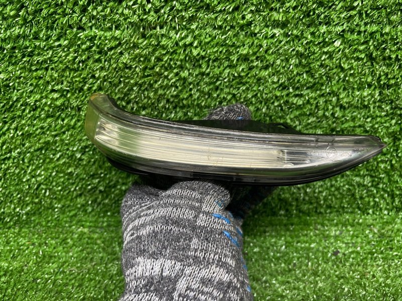 Повторитель поворота в зеркало, 1000 рублей, Москва