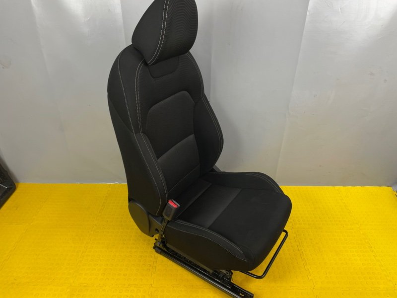 Сиденье переднее левое, 18000 рублей, Москва