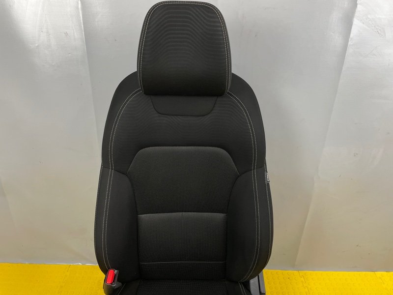 Сиденье переднее левое, 18000 рублей, Москва