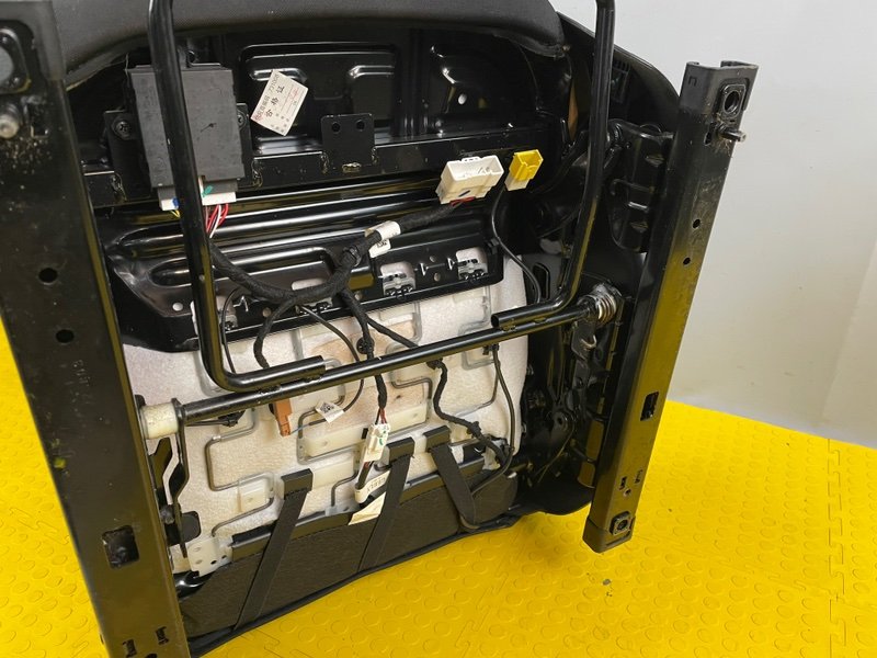 Сиденье переднее левое, 18000 рублей, Москва