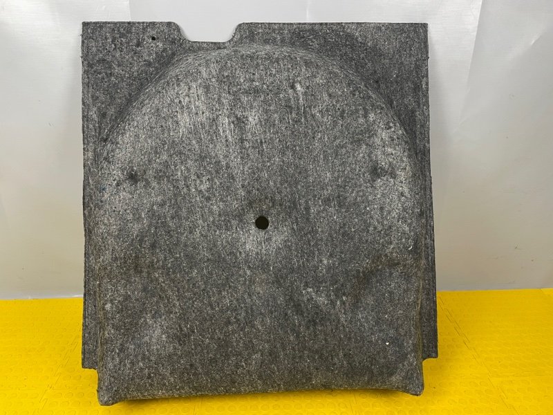 Пол багажника, 2000 рублей, Москва