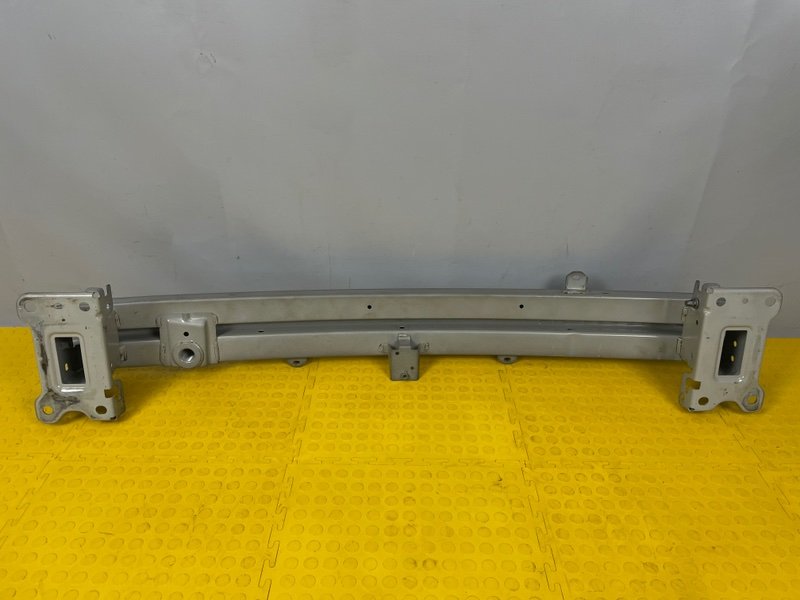 Усилитель переднего бампера, 6000 рублей, Москва