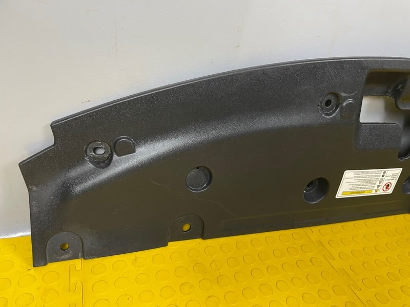 Кожух замка капота, 3500 рублей, Москва