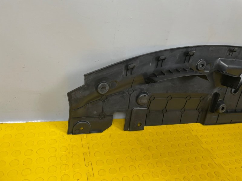 Кожух замка капота, 3500 рублей, Москва