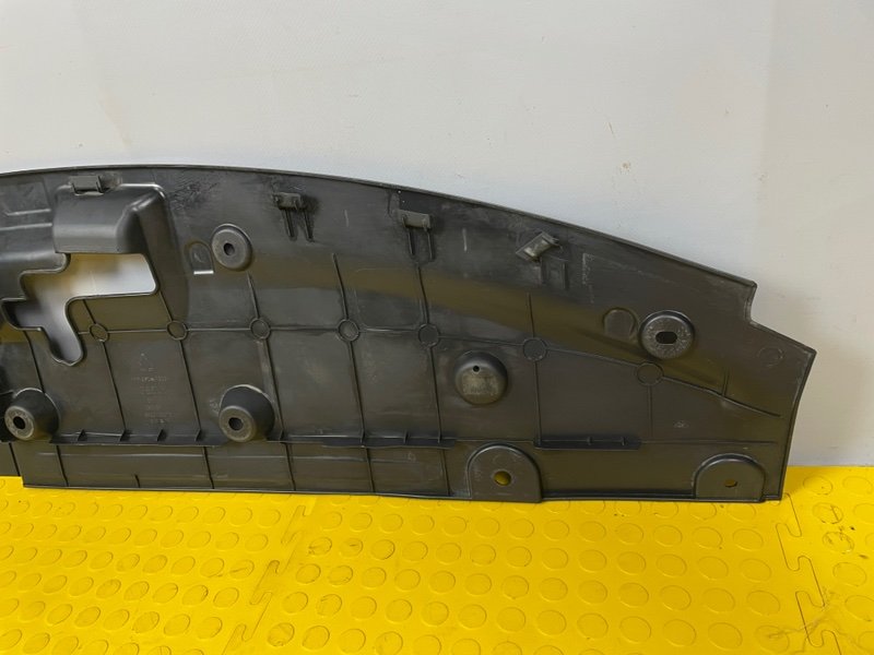 Кожух замка капота, 3500 рублей, Москва