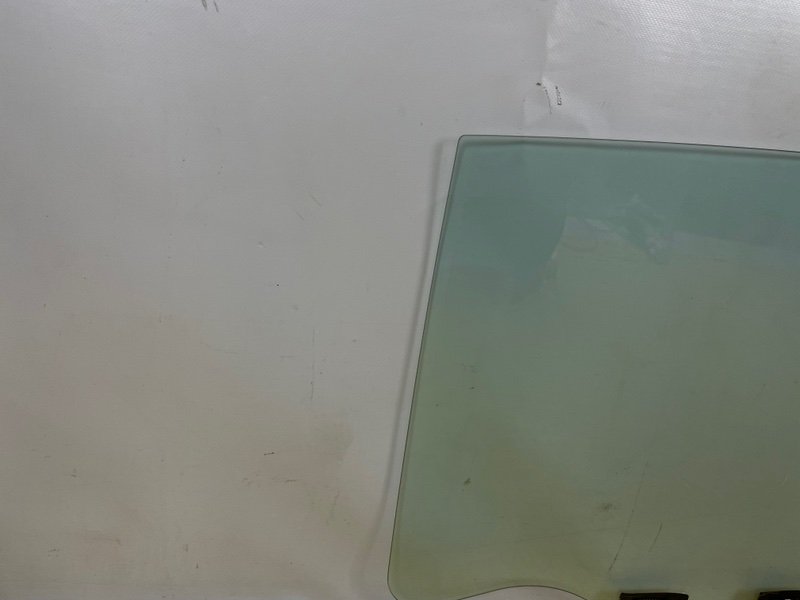 Стекло двери задней правой, 3500 рублей, Москва