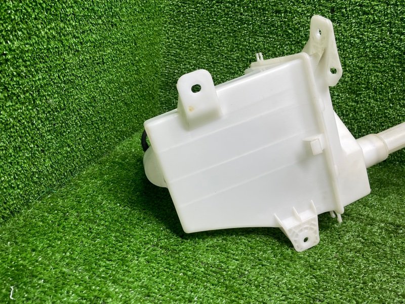 Бачок омывателя лобового стекла, 5000 рублей, Москва