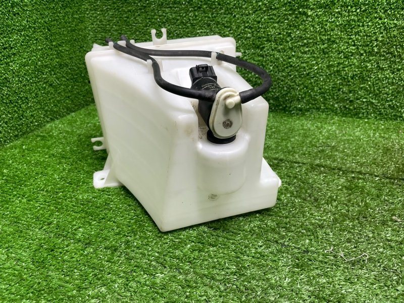 Бачок омывателя лобового стекла, 5000 рублей, Москва