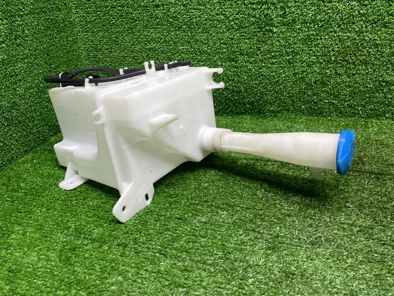 Бачок омывателя лобового стекла, 5000 рублей, Москва