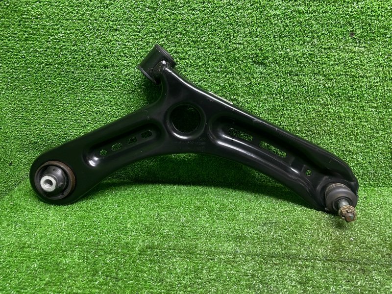 Рычаг передний правый, 5000 рублей, Москва