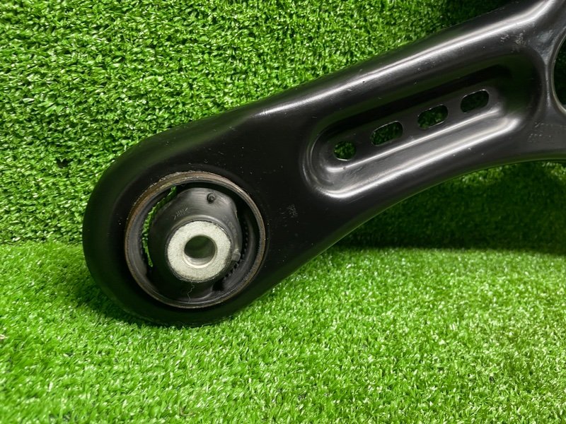 Рычаг передний правый, 5000 рублей, Москва