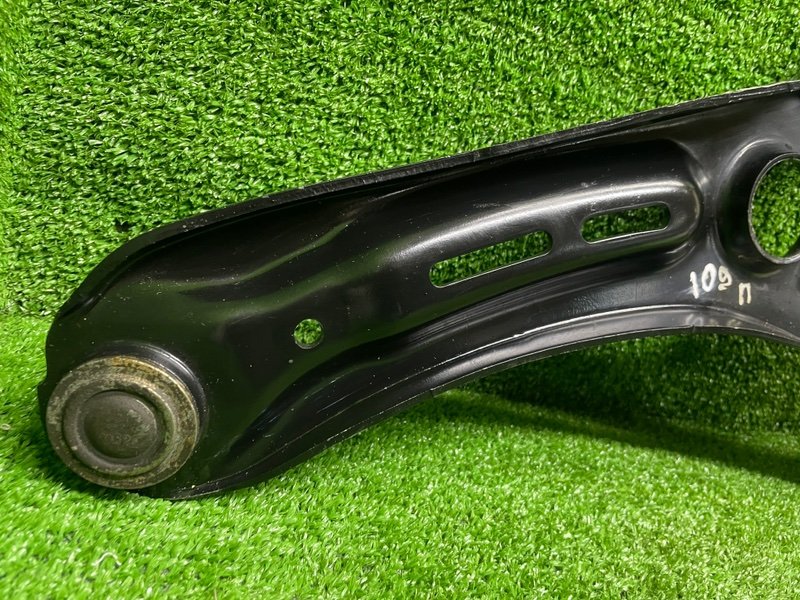 Рычаг передний правый, 5000 рублей, Москва