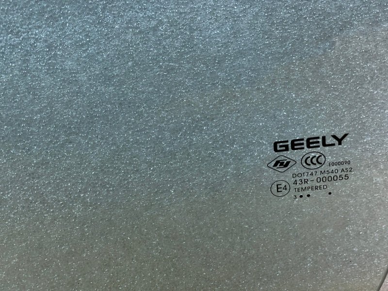 Стекло двери передней левой, 10000 рублей, Москва