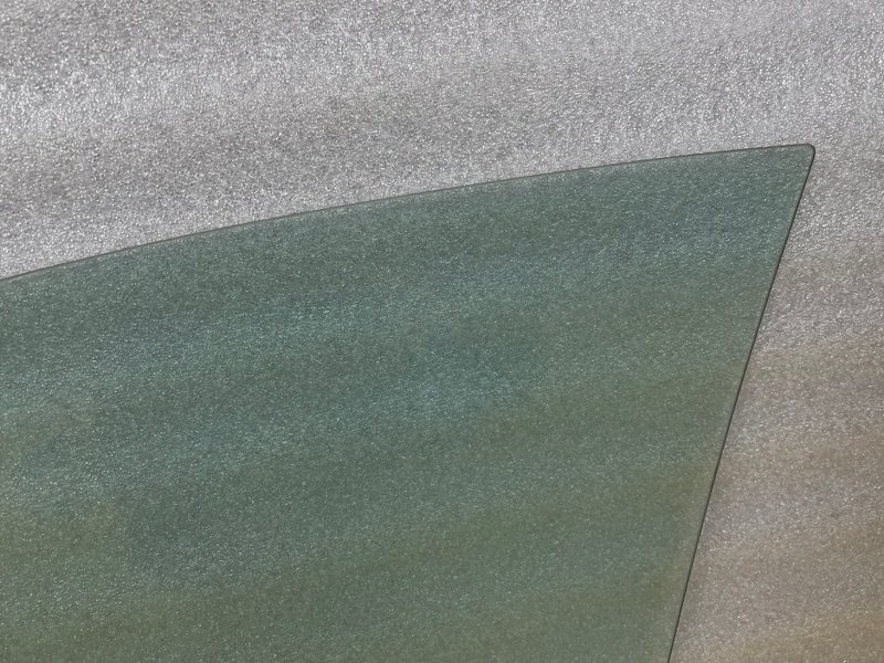 Стекло двери передней правой, 9000 рублей, Москва