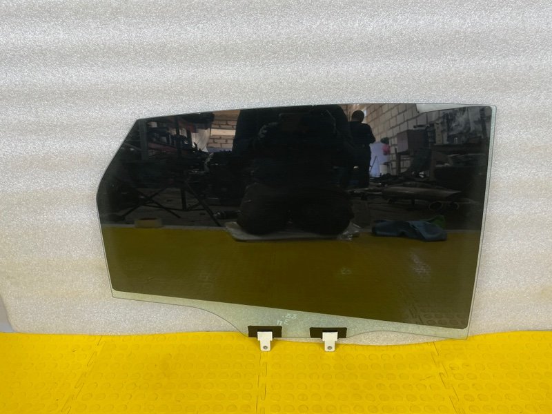 Стекло двери задней правой, 6000 рублей, Москва