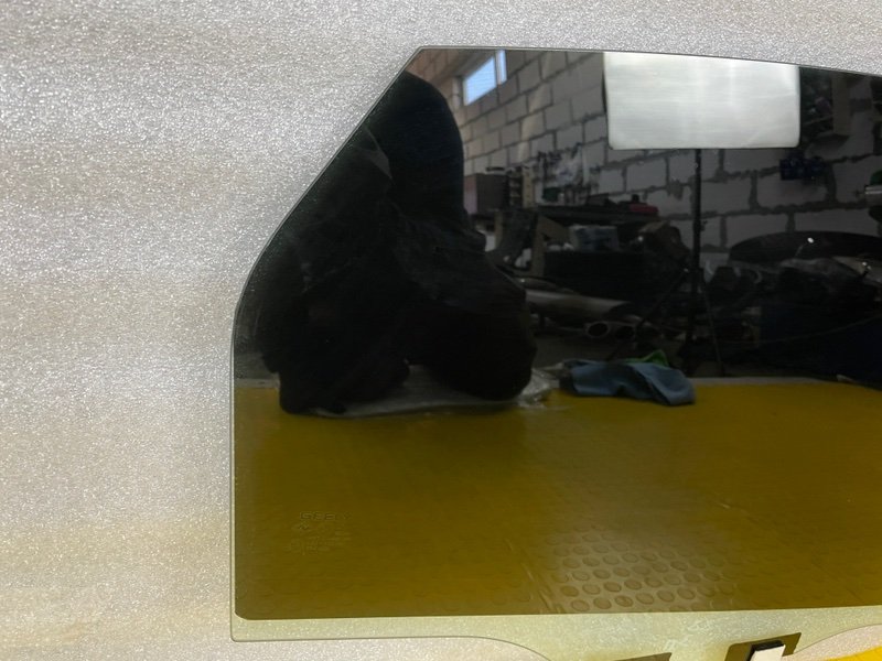 Стекло двери задней правой, 6000 рублей, Москва