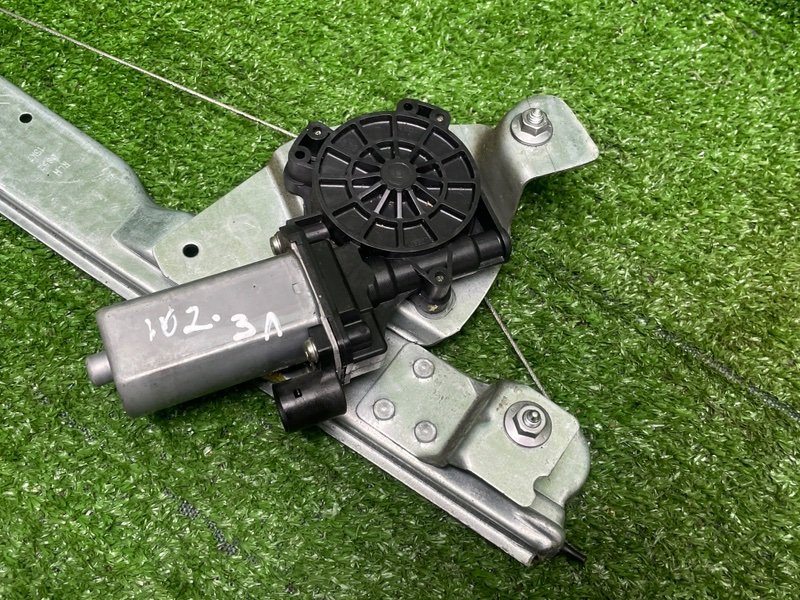 Стеклоподъемник задний, 1000 рублей, Москва