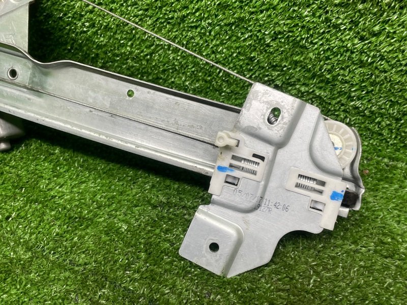 Стеклоподъемник задний, 1000 рублей, Москва