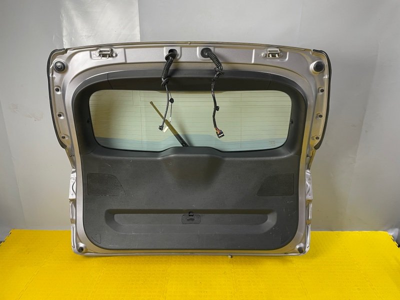 Дверь багажника, 85000 рублей, Москва