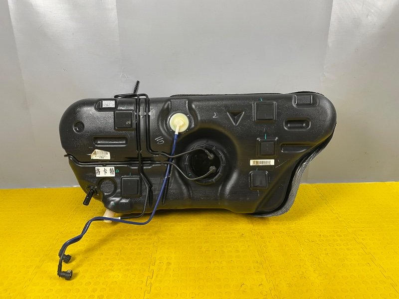 Бак топливный, 6500 рублей, Москва