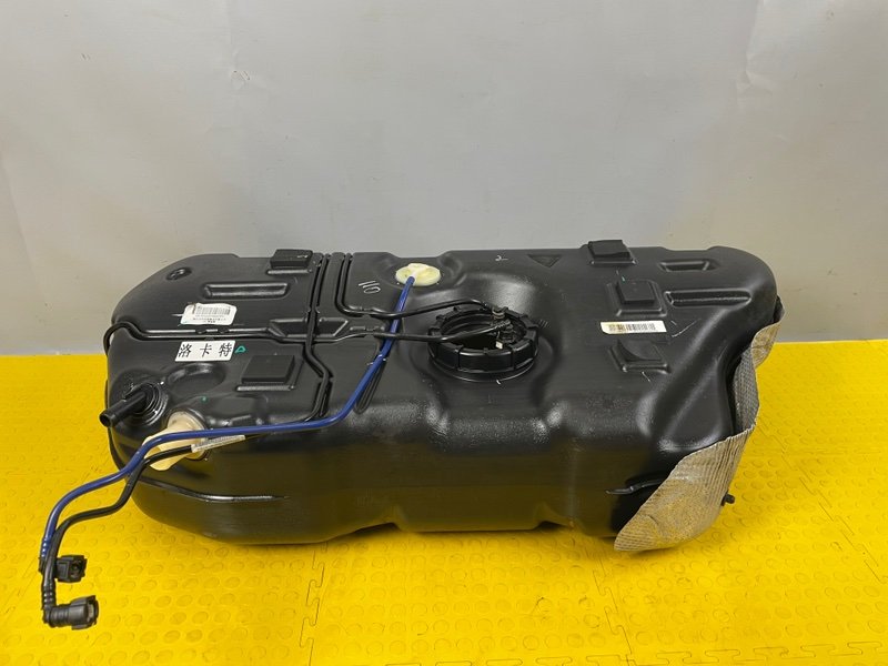 Бак топливный, 6500 рублей, Москва