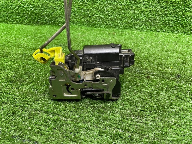 Замок двери задней левой, 3000 рублей, Москва