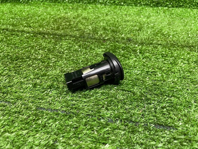 Зарядное гнездо, 500 рублей, Москва