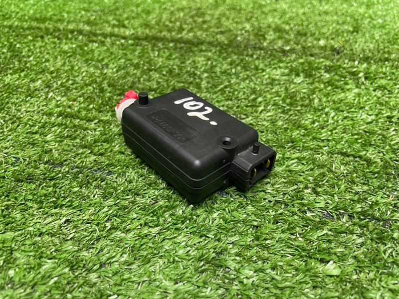 Активатор замка багажника, 500 рублей, Москва