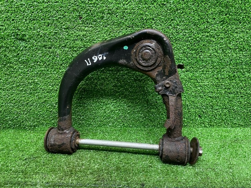 Рычаг передний правый верхний, 2000 рублей, Москва