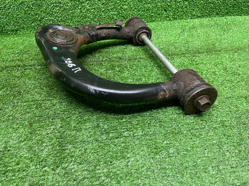 Рычаг передний правый верхний, 2000 рублей, Москва